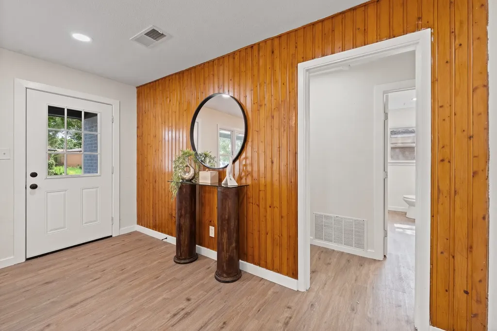 5749 Aton Avenue Westworth Village TX 76114