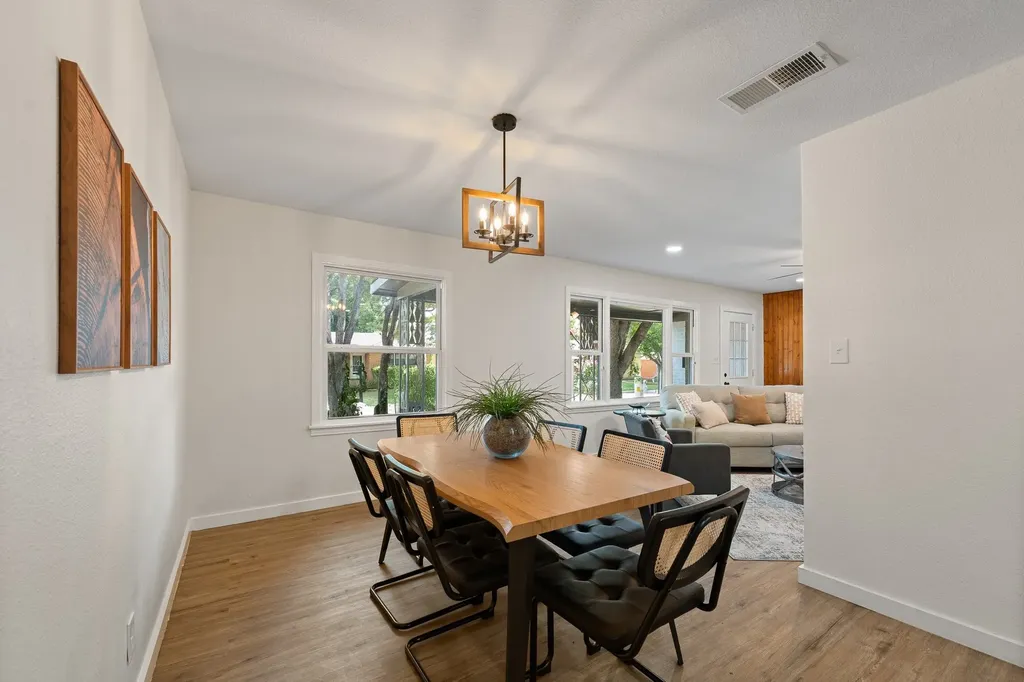 5749 Aton Avenue Westworth Village TX 76114