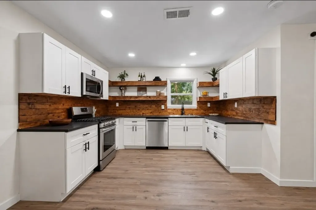 5749 Aton Avenue Westworth Village TX 76114