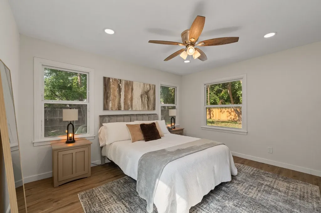 5749 Aton Avenue Westworth Village TX 76114