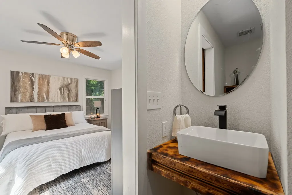 5749 Aton Avenue Westworth Village TX 76114