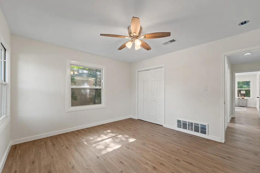 5749 Aton Avenue Westworth Village TX 76114