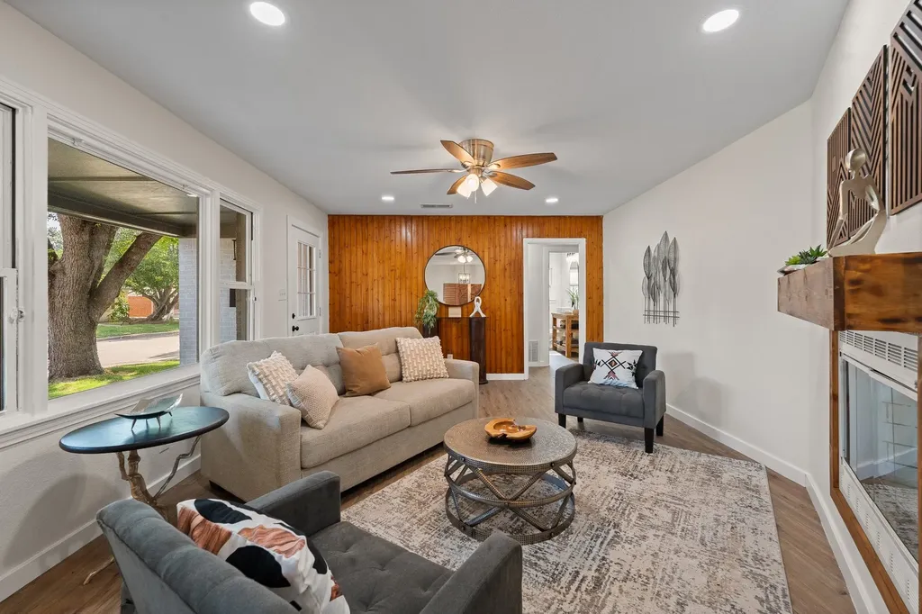 5749 Aton Avenue Westworth Village TX 76114