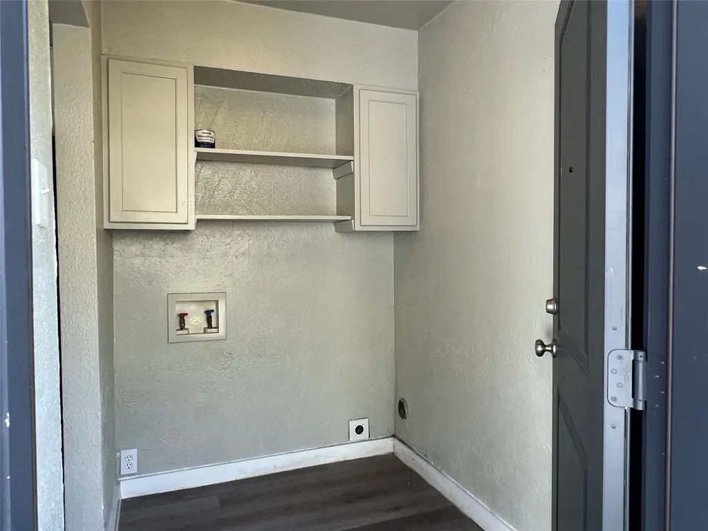 4612 Country Creek Drive Dallas TX 75236