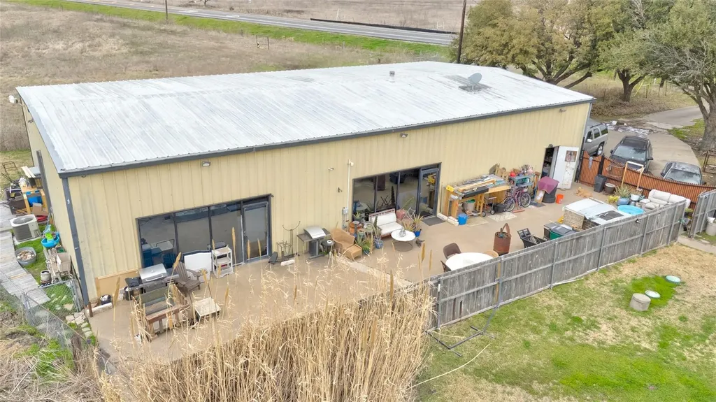 3674 E State Highway 243 Kaufman TX 75142