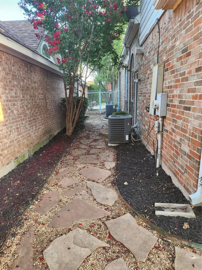 4175 Midrose Trail Dallas TX 75287