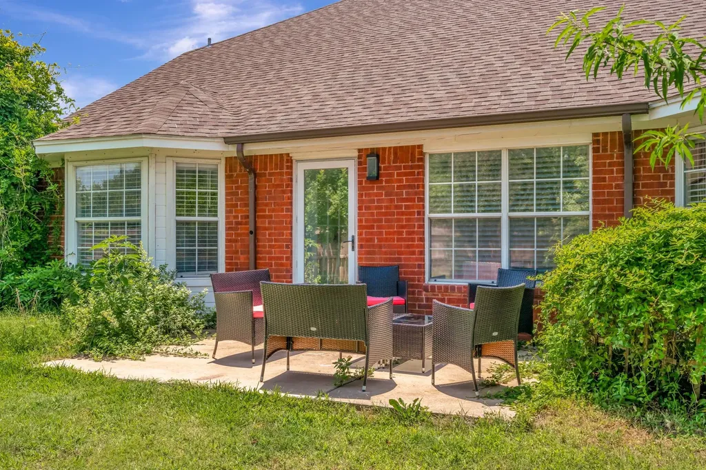 2977 Timber Creek Trail Fort Worth TX 76118