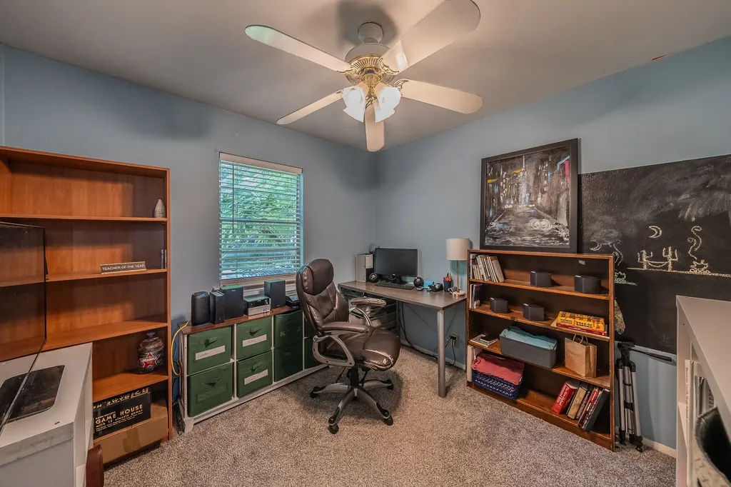 1904 Friar Tuck Drive Arlington TX 76013