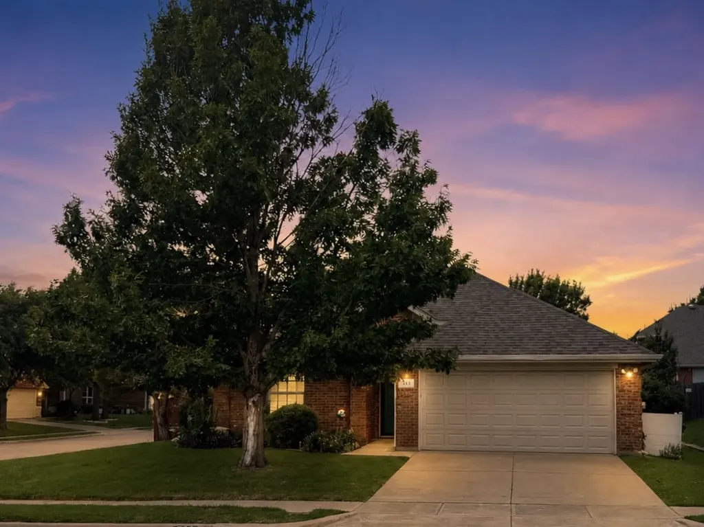514 Renee Drive Euless TX 76040