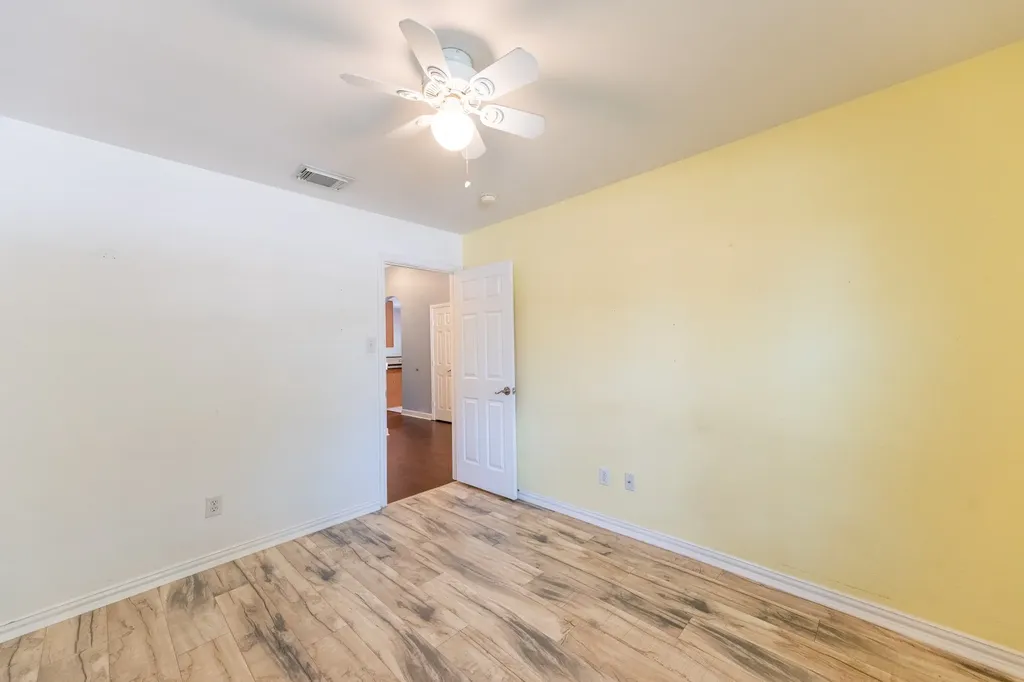 514 Renee Drive Euless TX 76040