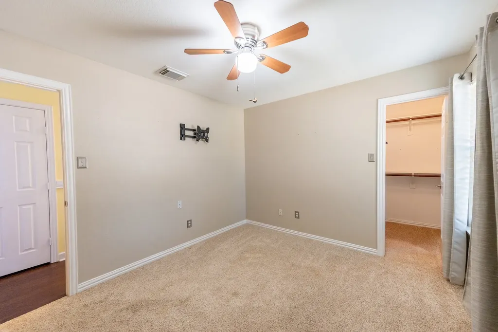 514 Renee Drive Euless TX 76040