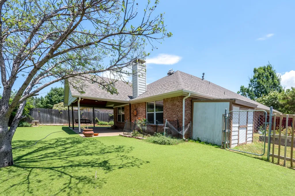 514 Renee Drive Euless TX 76040