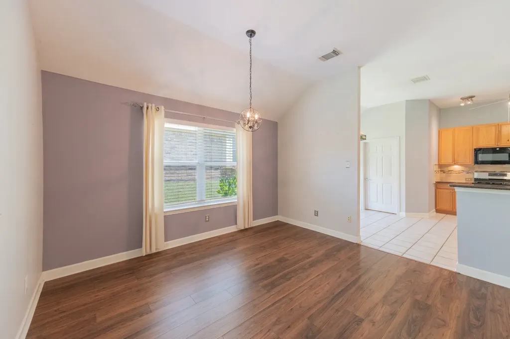 514 Renee Drive Euless TX 76040