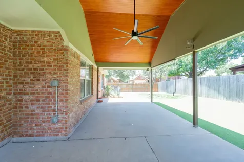 514 Renee Drive Euless TX 76040
