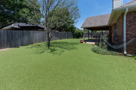 514 Renee Drive Euless TX 76040