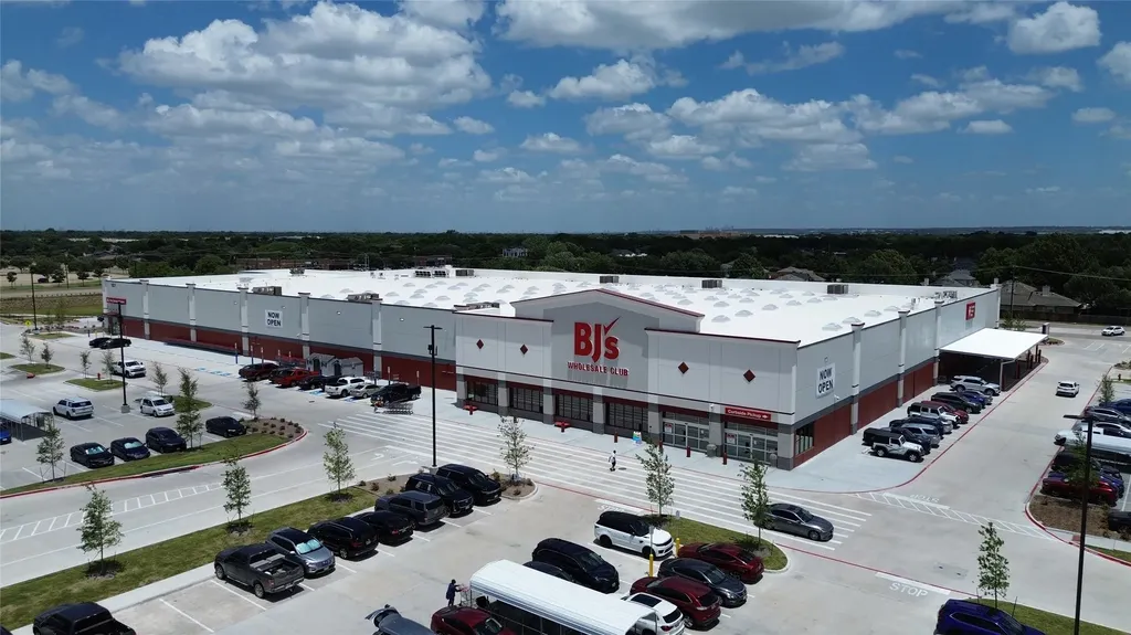 2648 Blackstone Drive Grand Prairie TX 75052
