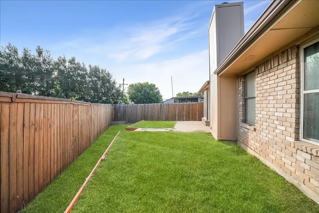 2604 S Meadow Drive Fort Worth TX 76133