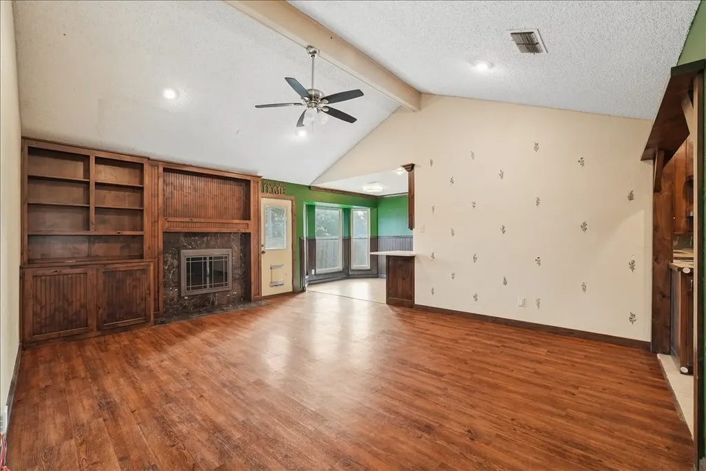 2604 S Meadow Drive Fort Worth TX 76133