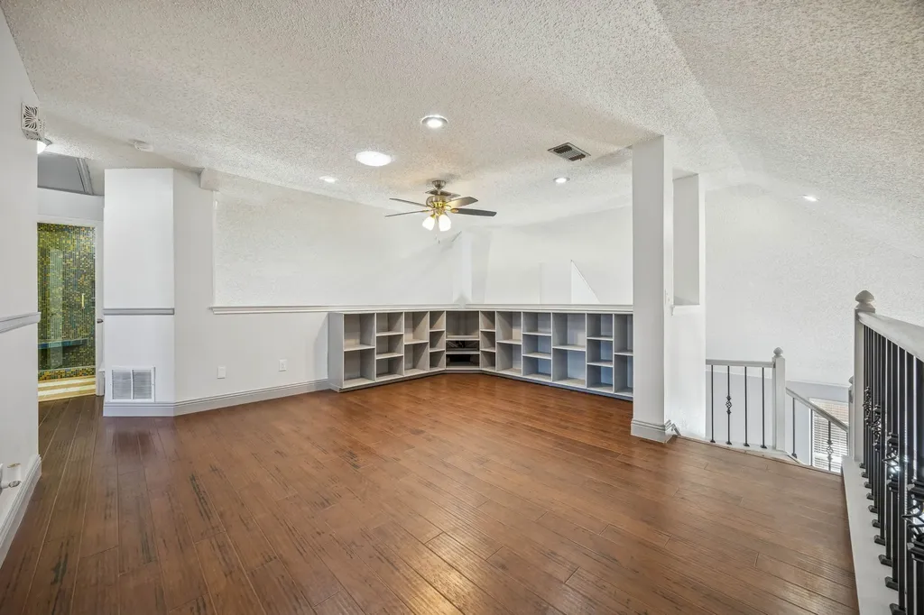 2215 Cimarron Road Mckinney TX 75072