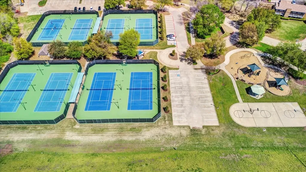 2215 Cimarron Road Mckinney TX 75072