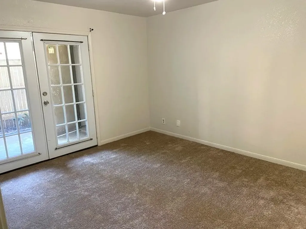 1109 Calico Lane Arlington TX 76011