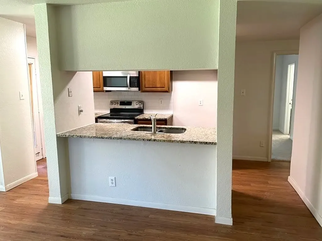 1109 Calico Lane Arlington TX 76011
