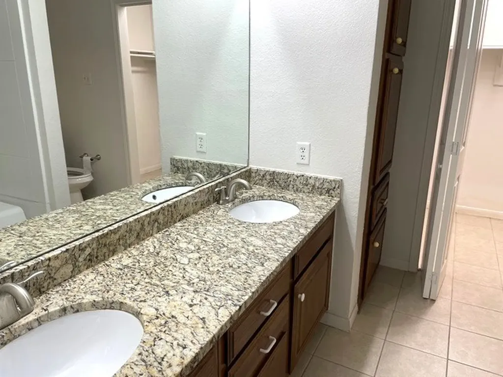 1109 Calico Lane Arlington TX 76011