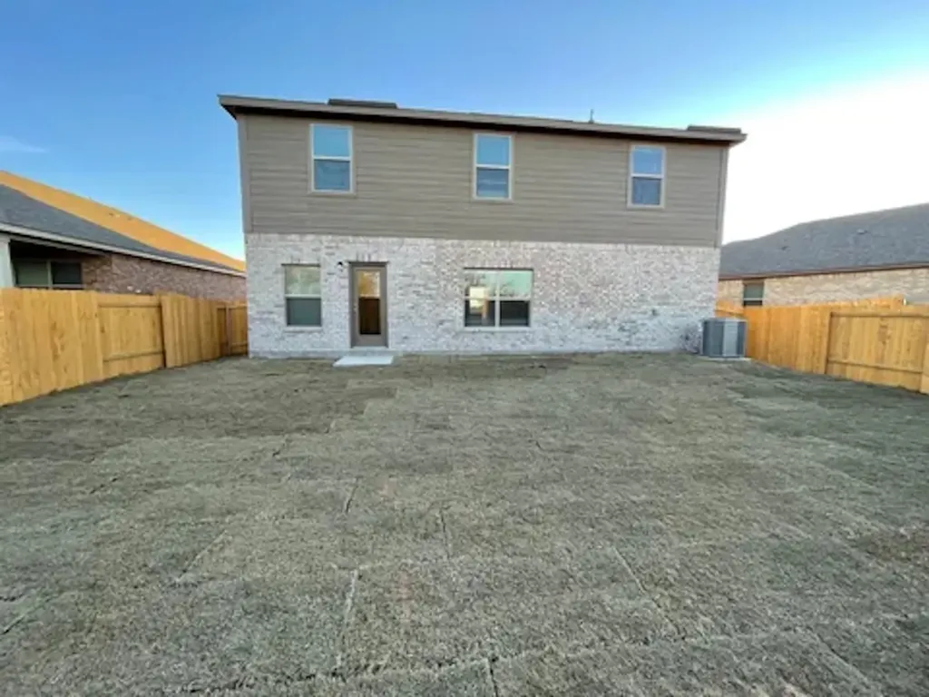 1702 Sandalwood Way Princeton TX 75407
