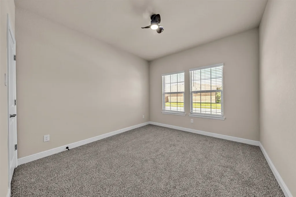 1016 Kirkham Way Fort Worth TX 76247