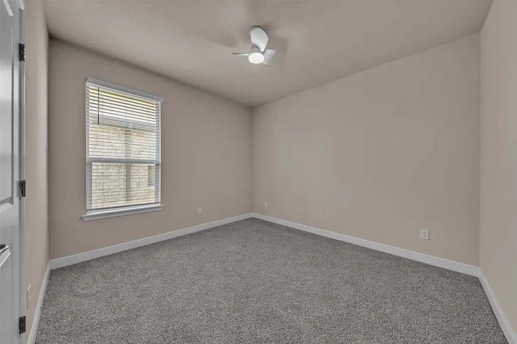 1016 Kirkham Way Fort Worth TX 76247