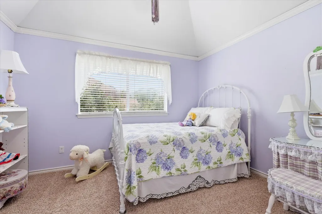 121 S Blue Bonnet Circle Justin TX 76247