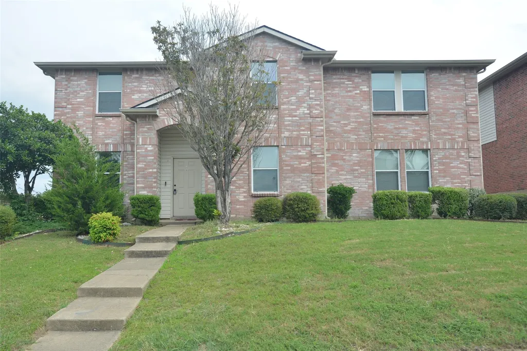 2812 Sonora Lane Mesquite TX 75181