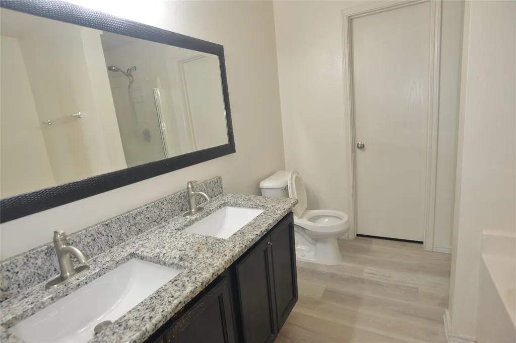 2812 Sonora Lane Mesquite TX 75181