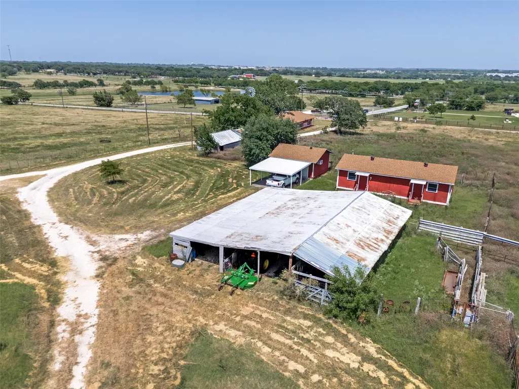1200 County Road 904 Joshua TX 76058