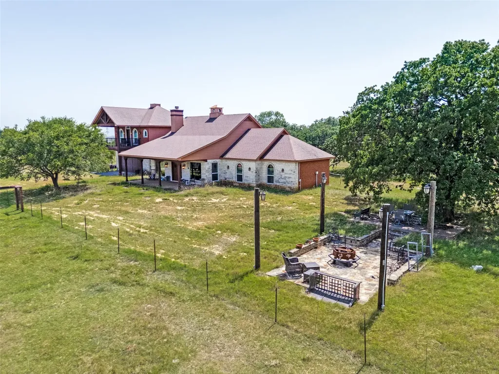 1200 County Road 904 Joshua TX 76058