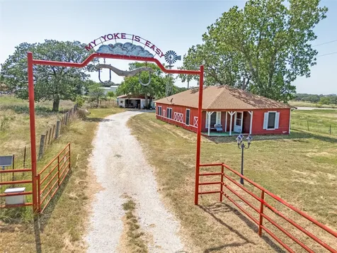 1200 County Road 904 Joshua TX 76058