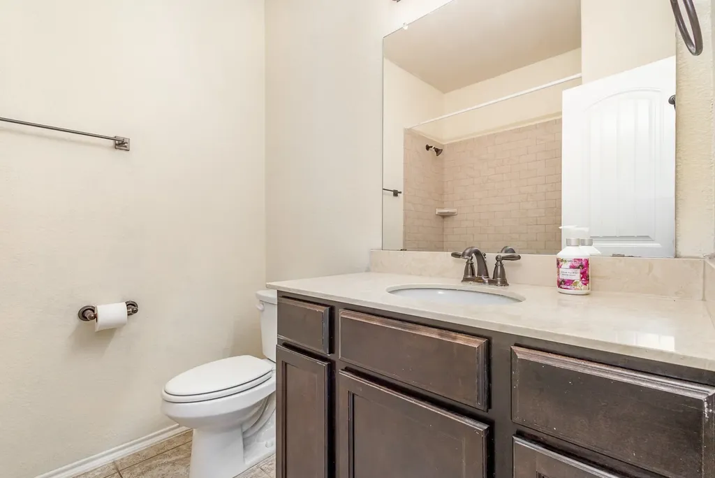 208 Whitman Drive Mckinney TX 75072