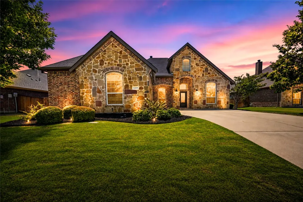 1403 Dhaka Drive Rockwall TX 75087