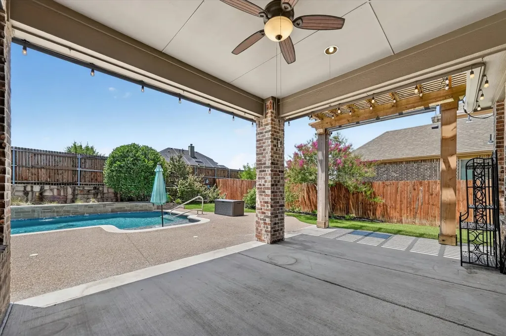 1403 Dhaka Drive Rockwall TX 75087