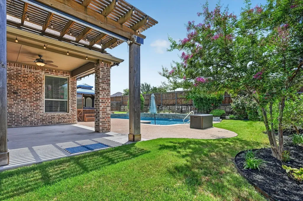 1403 Dhaka Drive Rockwall TX 75087