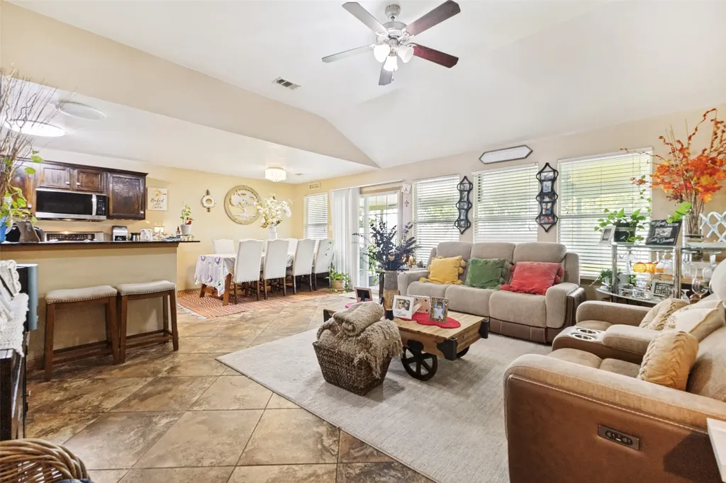 1601 Key Biscayne Drive Dallas TX 75217
