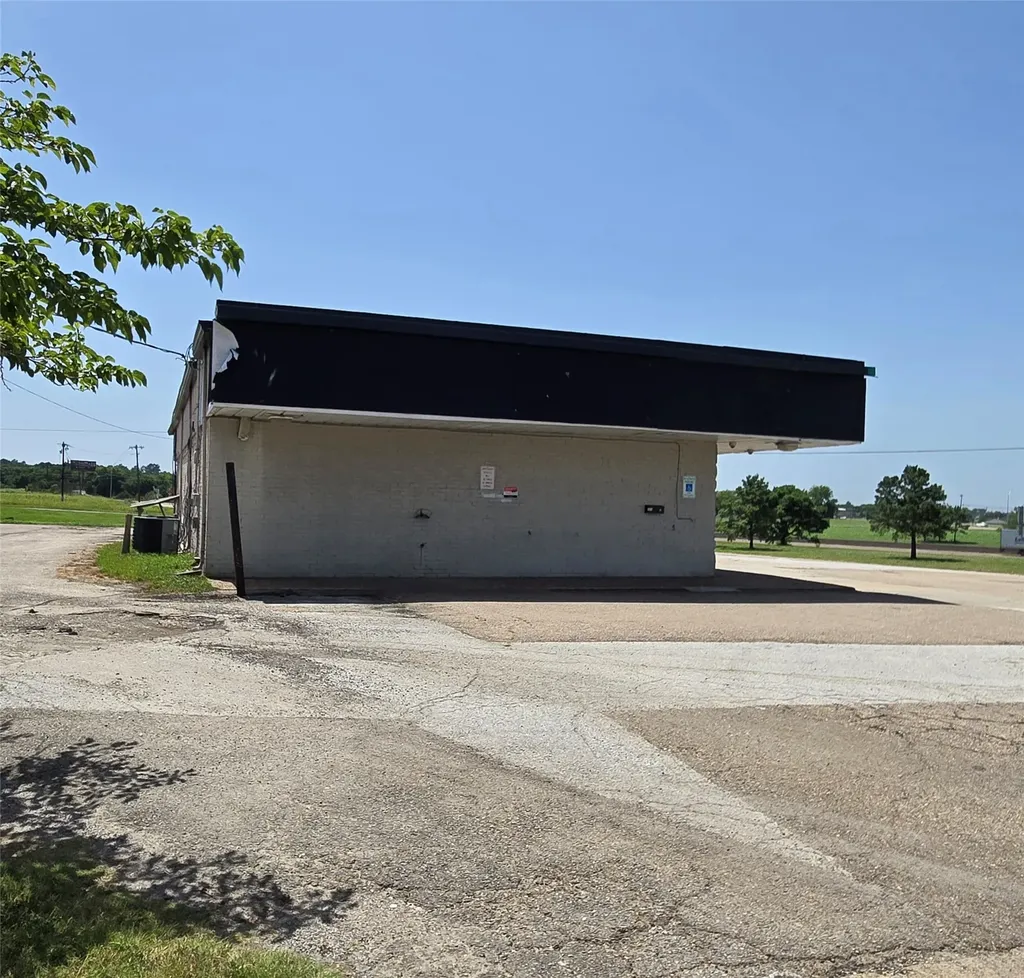 1441 Shannon Sulphur Springs TX 75482