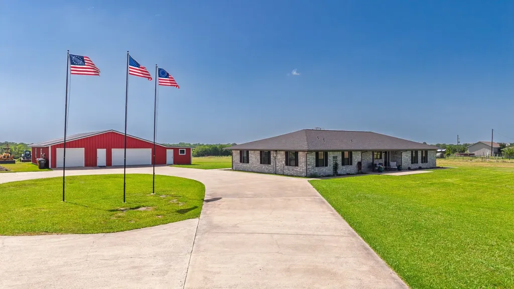 1674 Fm 36 S Caddo Mills TX 75135