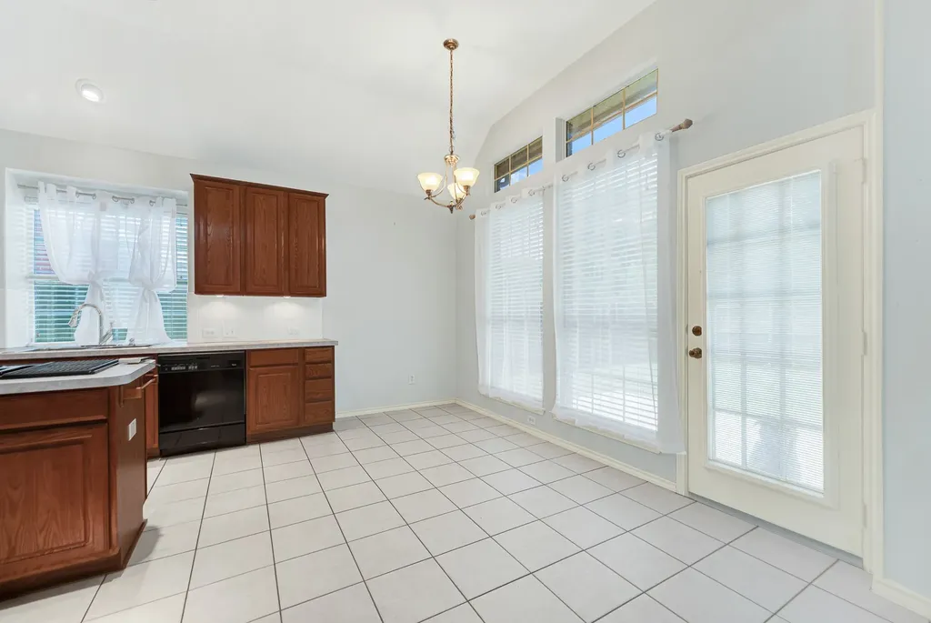 5705 Abingdon Drive Richardson TX 75082