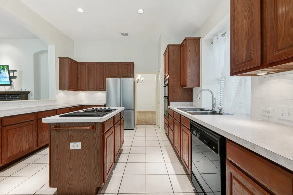 5705 Abingdon Drive Richardson TX 75082