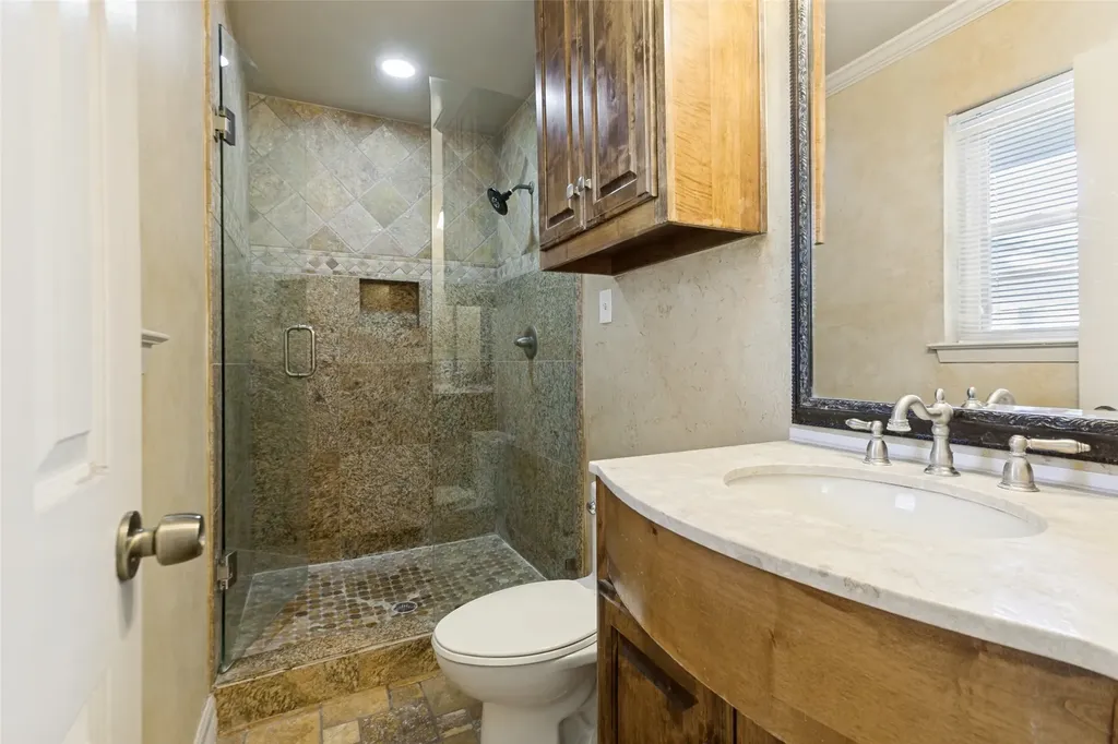 701 Brentwood Lane Richardson TX 75080