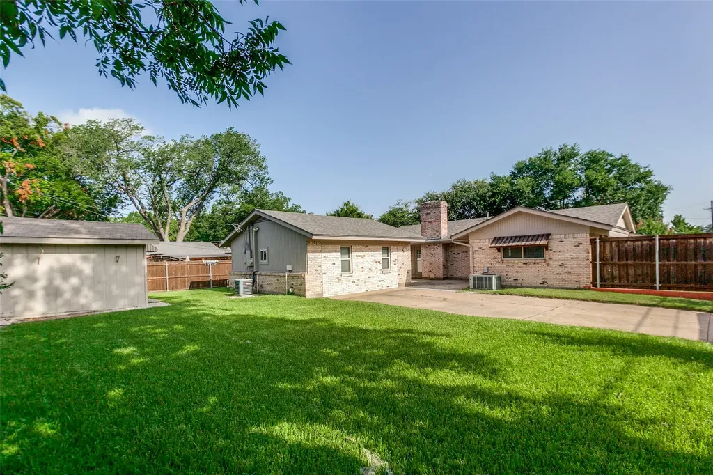 701 Brentwood Lane Richardson TX 75080