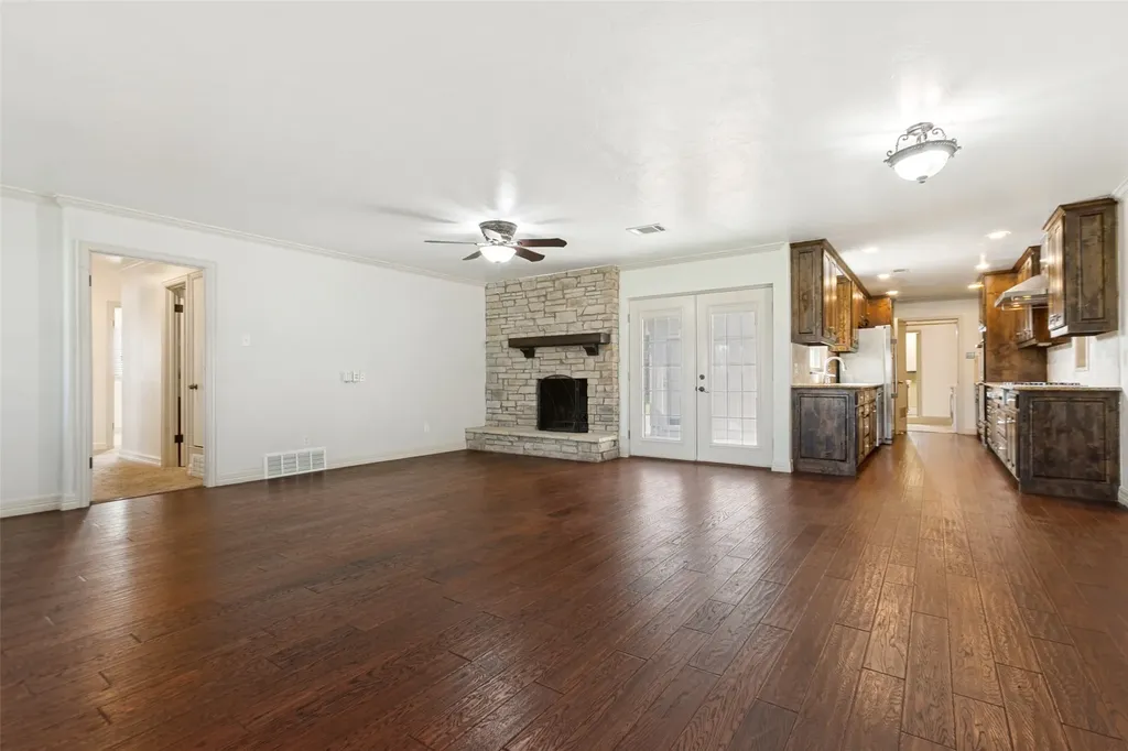 701 Brentwood Lane Richardson TX 75080