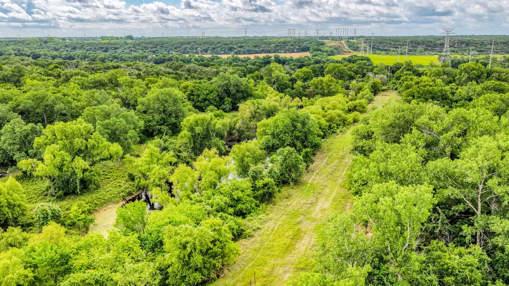 186 County Road 3650 Clifton TX 76634