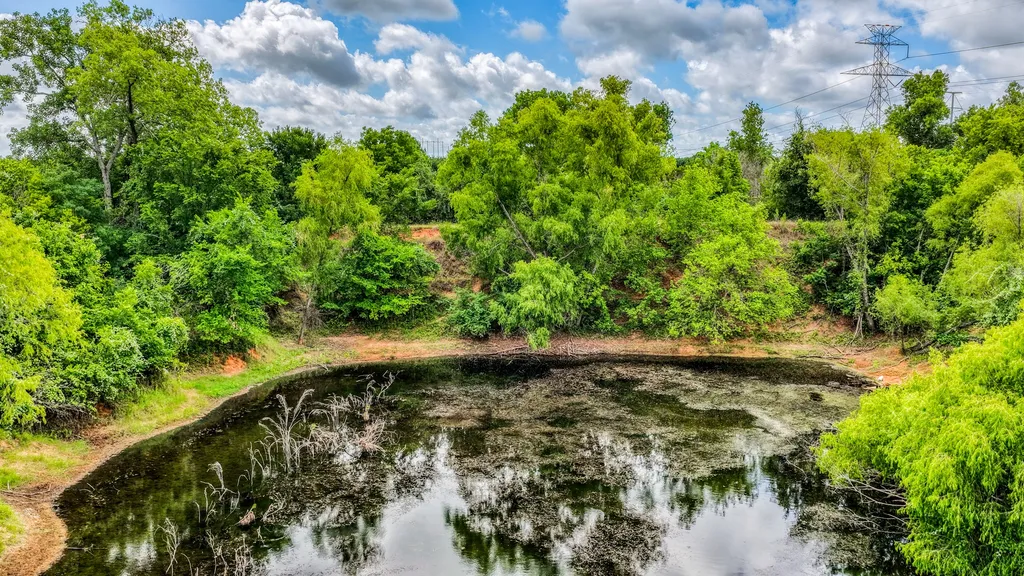 186 County Road 3650 Clifton TX 76634